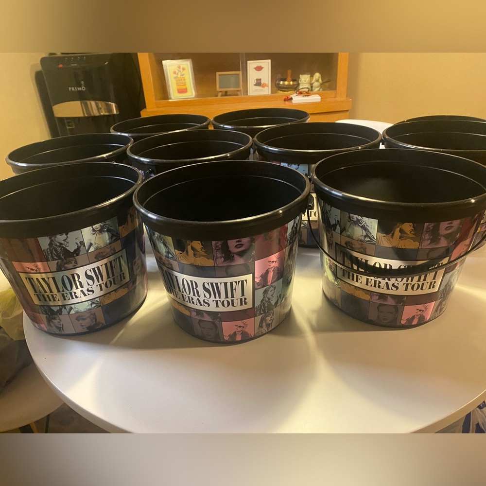 Taylor Swift Bucket set of 9